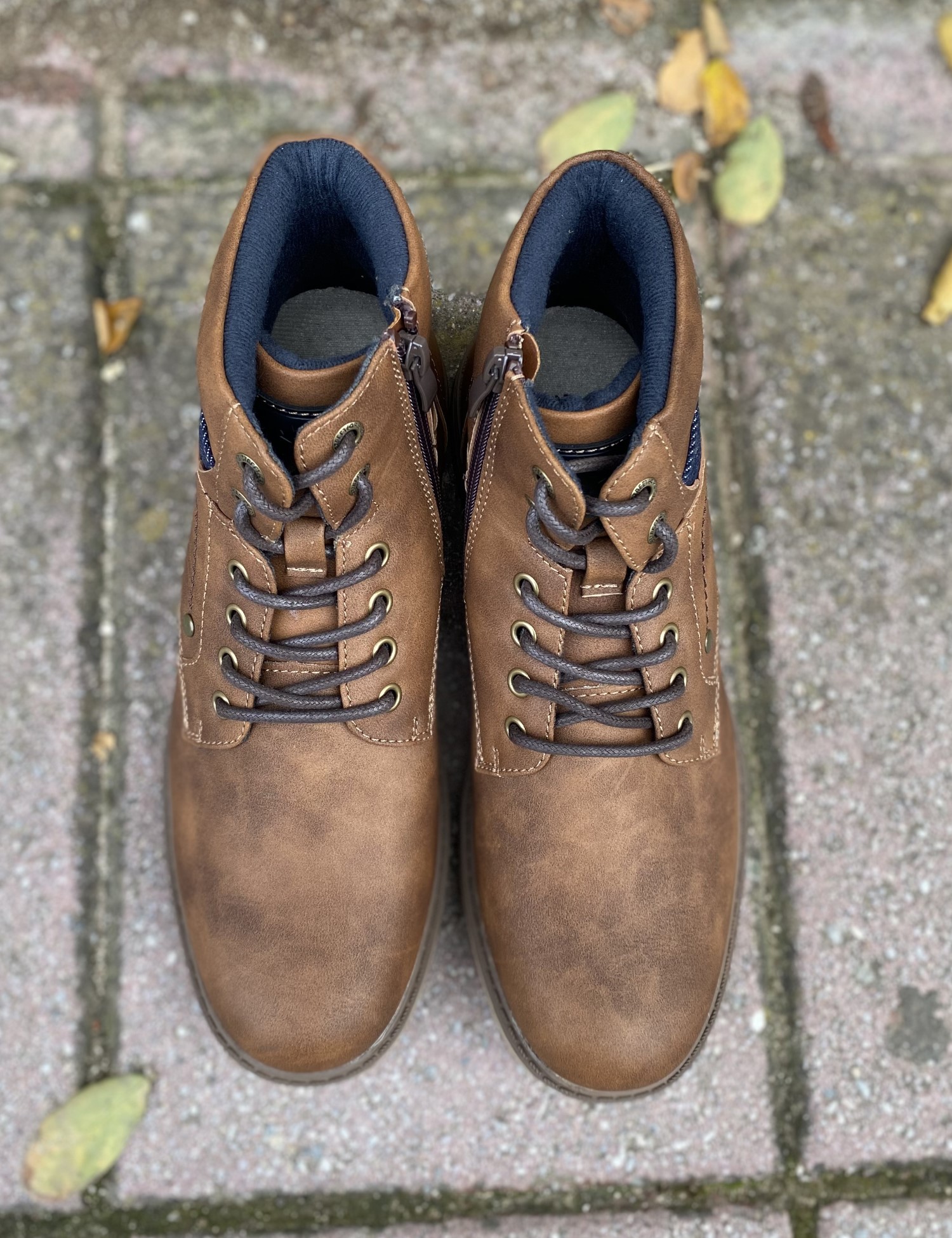 Ανδρικά καφέ αρβυλάκια από δερματίνη με κορδόνια Y173 φωτογραφία